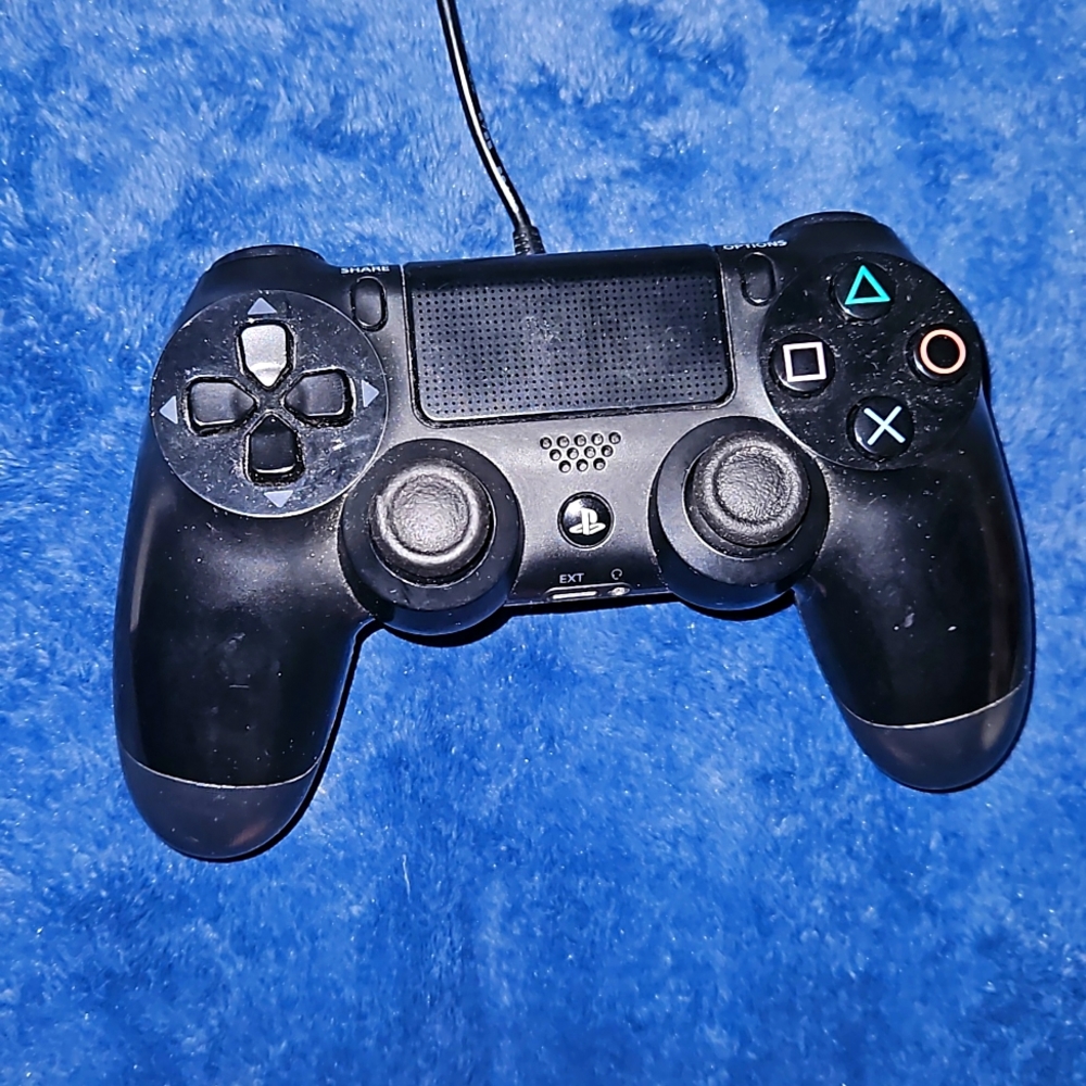 Dualshock PS4 Controller- Black